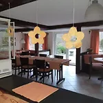 Vendégház & Latroepchen 3*