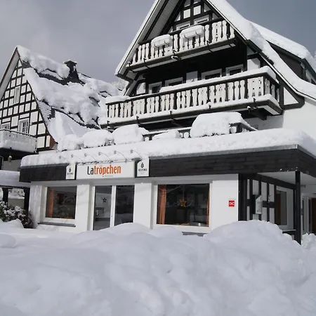 Vendégház & Latroepchen 3*
