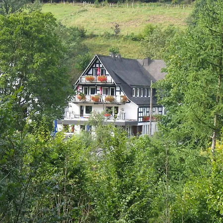 Vendégház & Latroepchen 3*